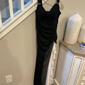Black and white formal dress size 3 for prom